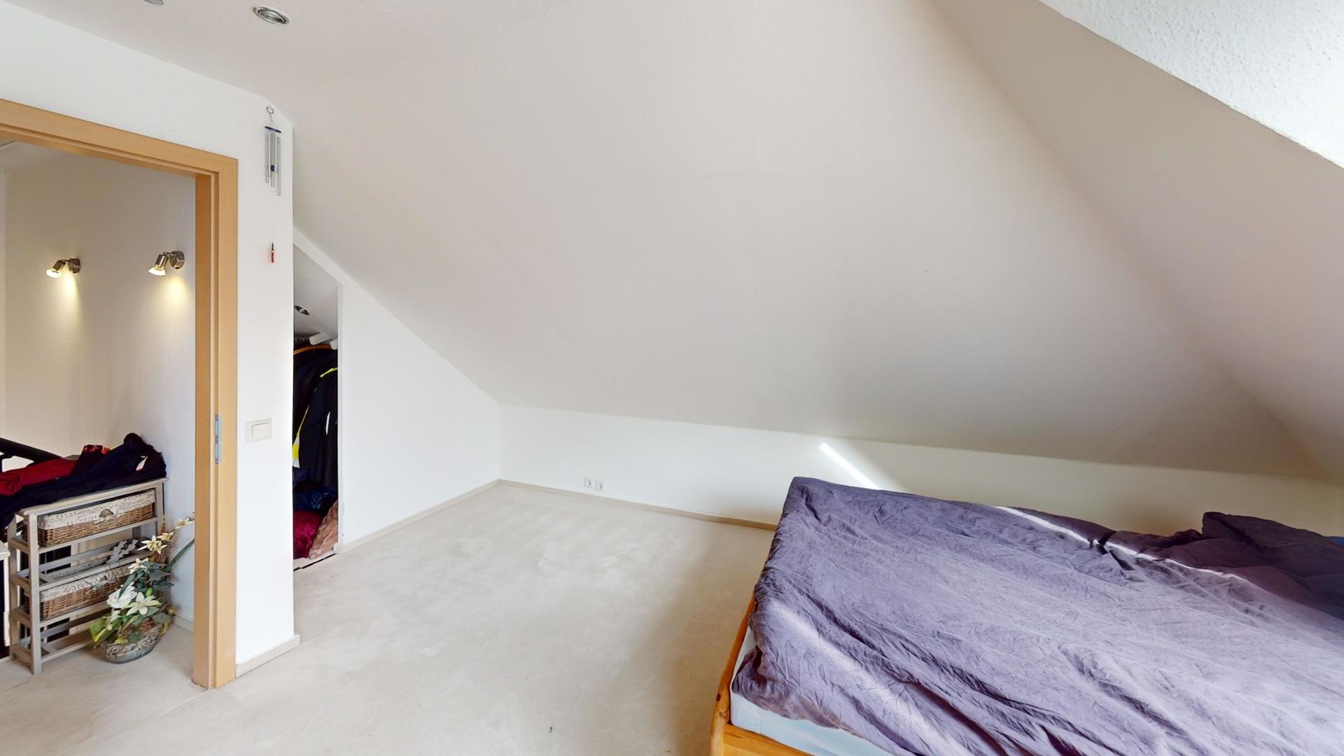 ... mit Einbauschrank