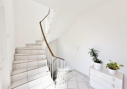 gepflegtes Treppenhaus