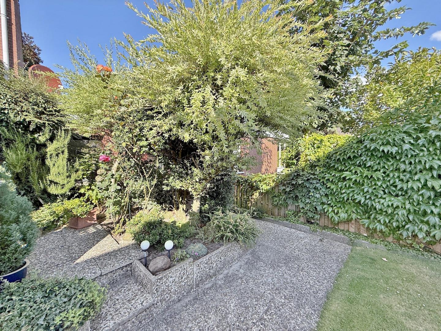 Anbau / EG-Wohnung / Terrasse