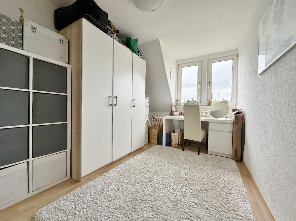 OG / Büro oder Kinderzimmer