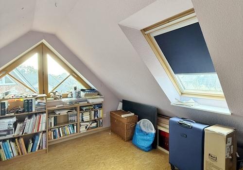 Büro oder Gästezimmer im Dachgeschoss