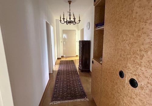 Grosszügiger Eingangsbereich