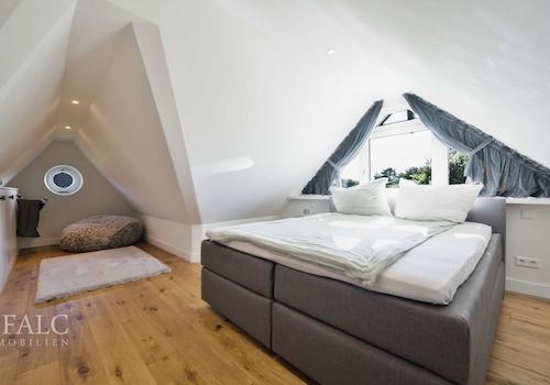 Spitzboden Schlafzimmer Nr. 4