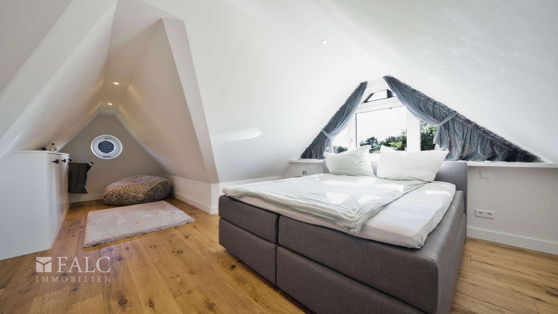 Spitzboden Schlafzimmer Nr. 4