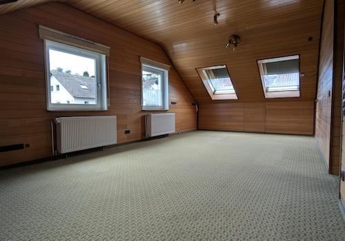 DachgeschossZimmer2_1