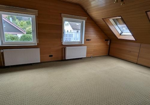 DachgeschossZimmer2_3