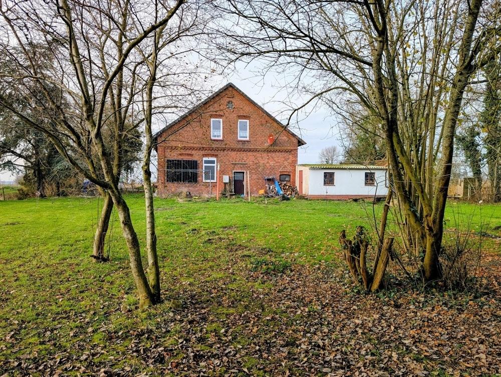 Rückansicht mit Garten