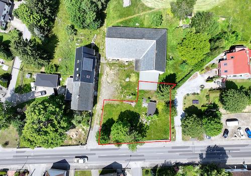 Luftaufnahme - Blick auf Grundstück 