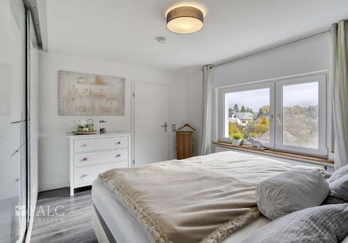 Schlafzimmer (Hauptwohnung)