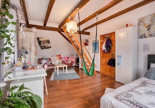 Kinderzimmer (Hauptwohnung)