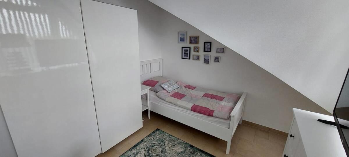 Schlafzimmer Landseite
