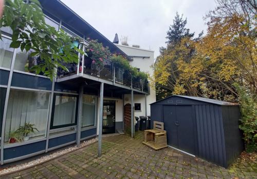 Grundstück hinter dem Haus