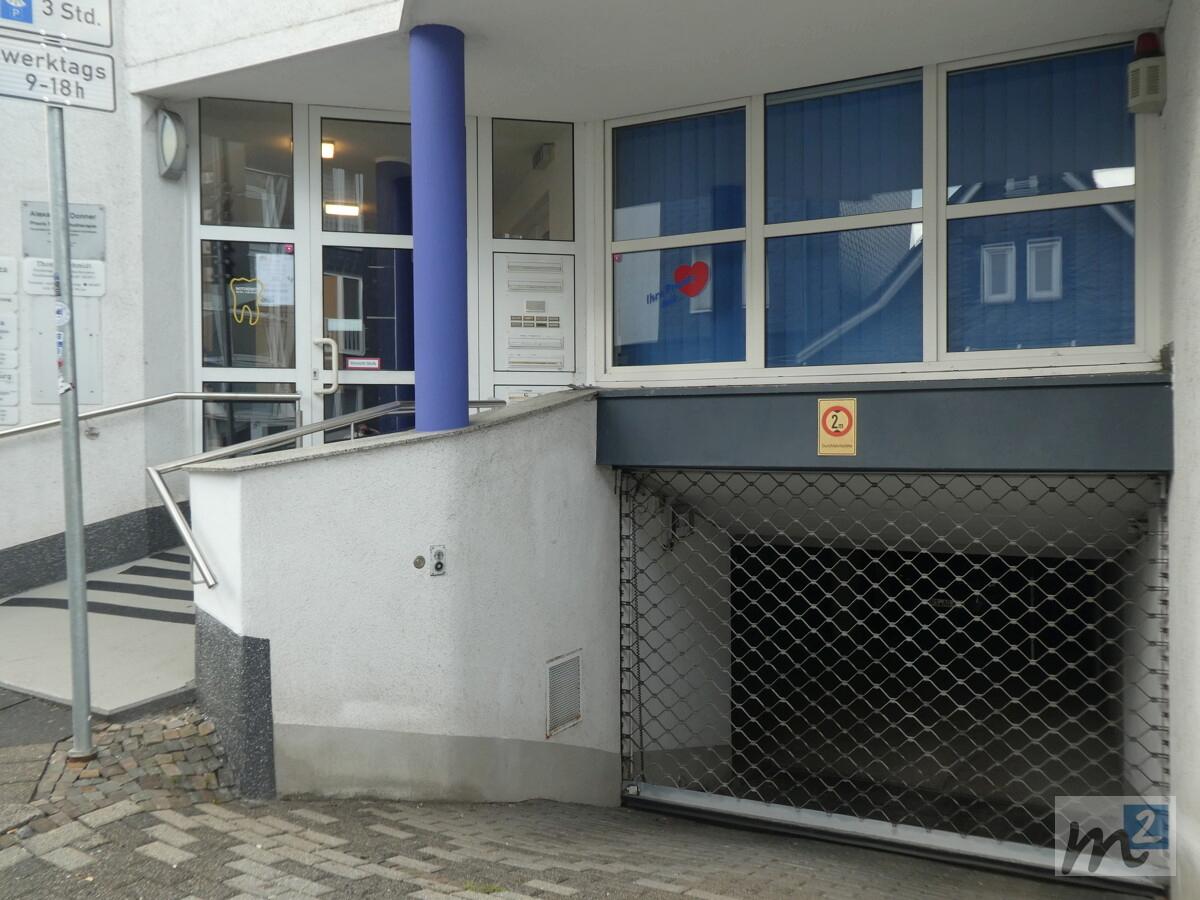 Zugang zum Objekt + Zufahrt Tiefgarage