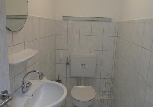 WC 1 von insgesamt 3