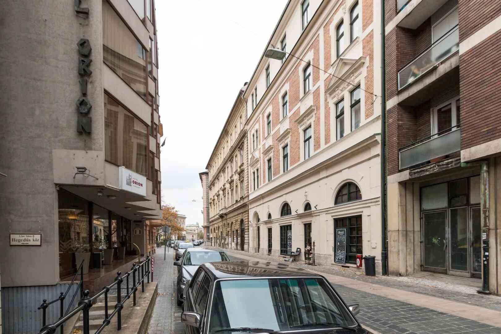 elado-teglalakas-budapest-i-kerulet-taban-119800955-t6_optimized