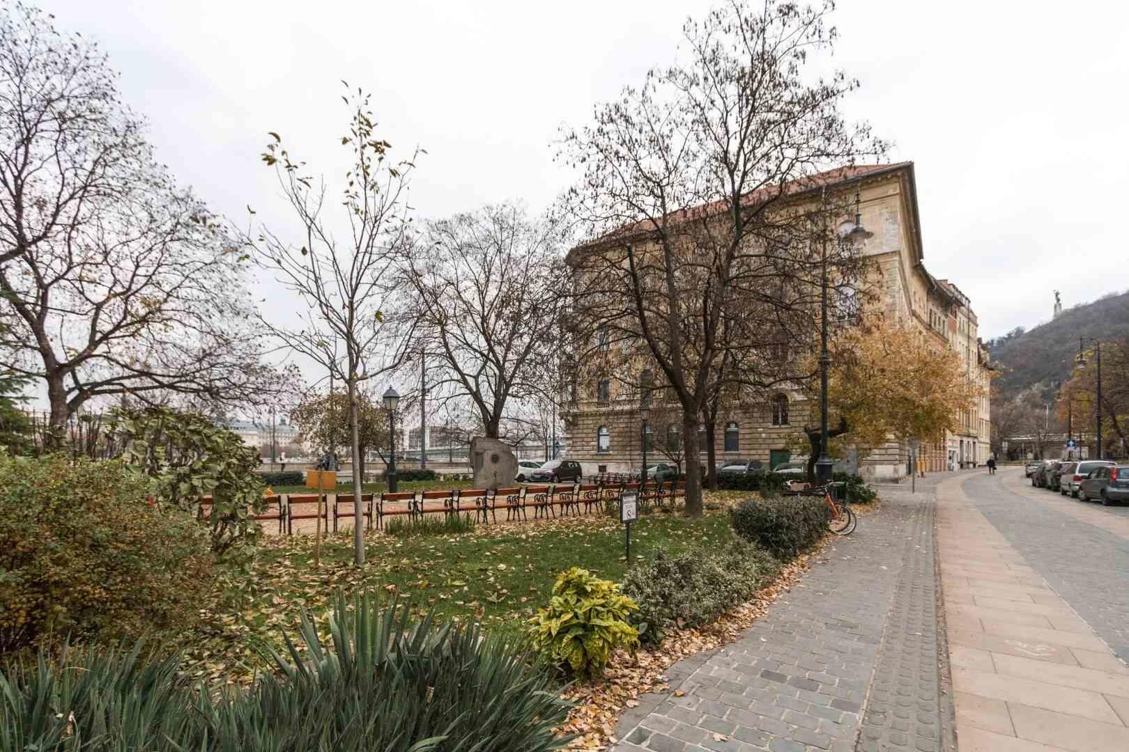 elado-teglalakas-budapest-i-kerulet-taban-119800956-t6_optimized