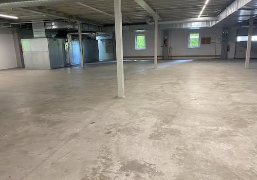 Bild 2 Obergeschossfläche mit Lüftungsanlage warm kalt