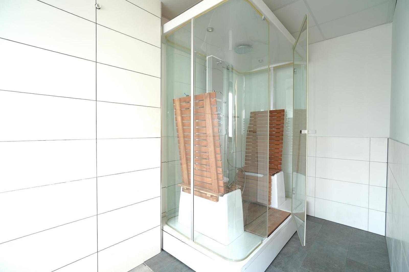 Dusche