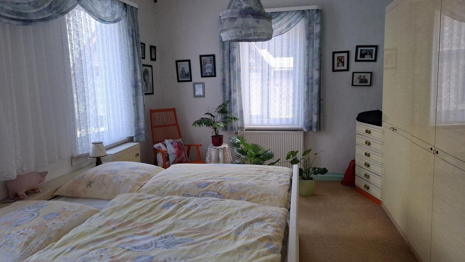 Schlafzimmer OG