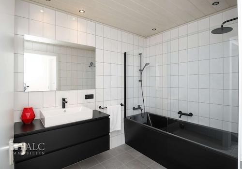 Bad - (KI generiert)