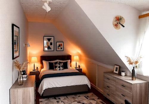 Dachgeschoss Kind/Büro