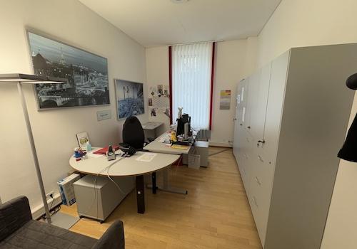 Büro 1