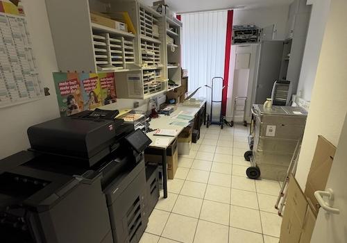 Büro 4 / Serverraum, Lager