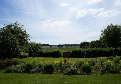 Blick über das Grundstück