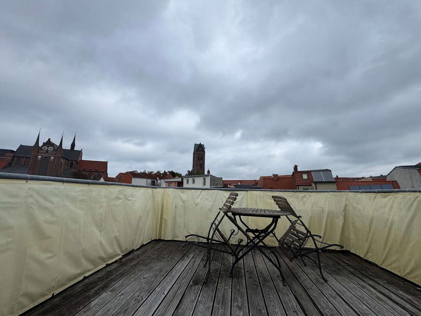 Terrasse mit neuem Sichtschutz