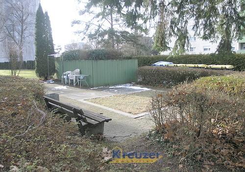 Sandkasten in Wohnanlage