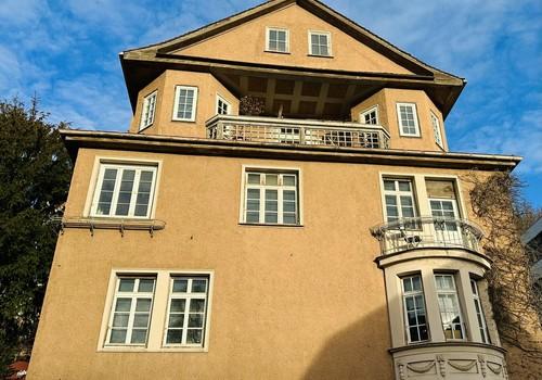 EG+OG mit kleinem Balkon