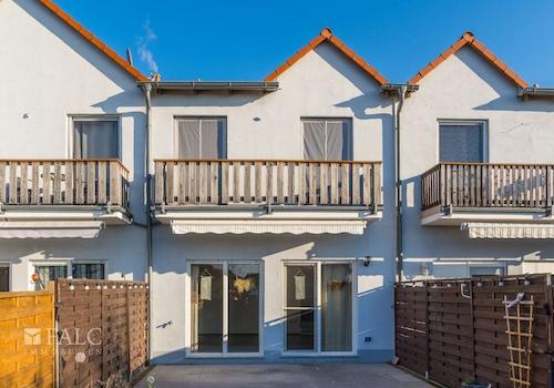 Rückansicht m. Balkon