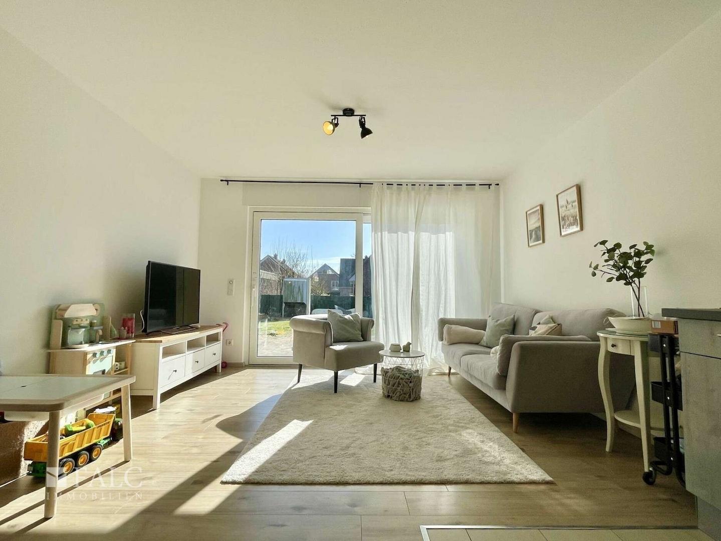 Wohn- &Esszimmer Einliegerwohnung