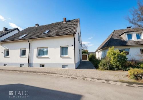 Hausansicht  - (KI generiert)