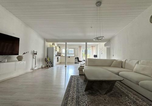 Wohn-/Esszimmer (EG)