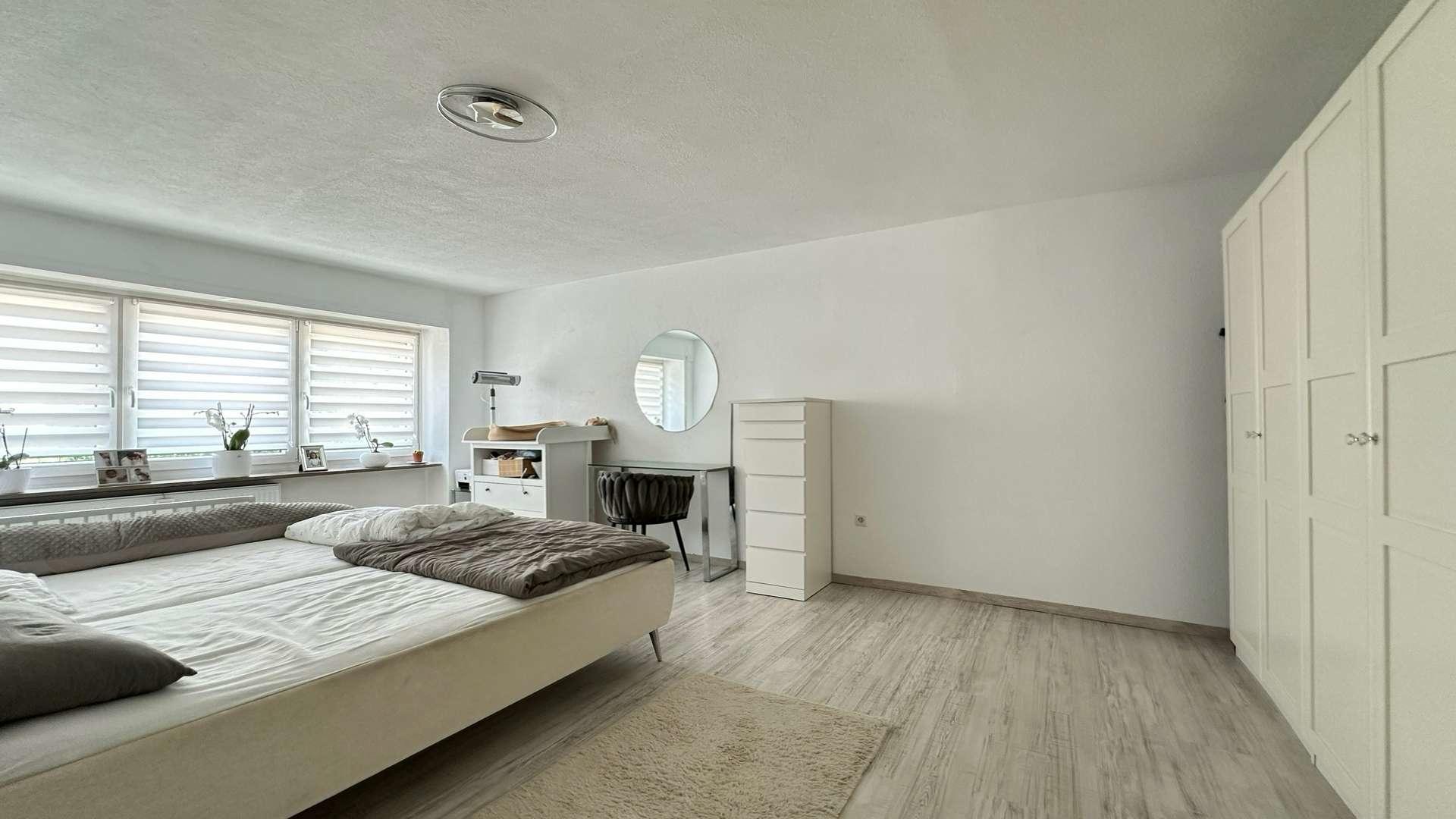 1. Schlafzimmer (EG)