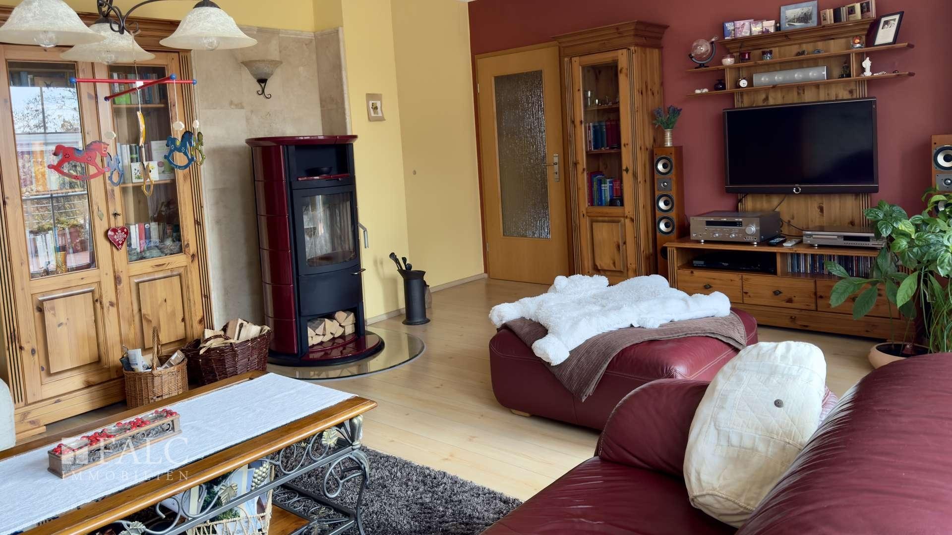 Wohnzimmer EG Wohnung 