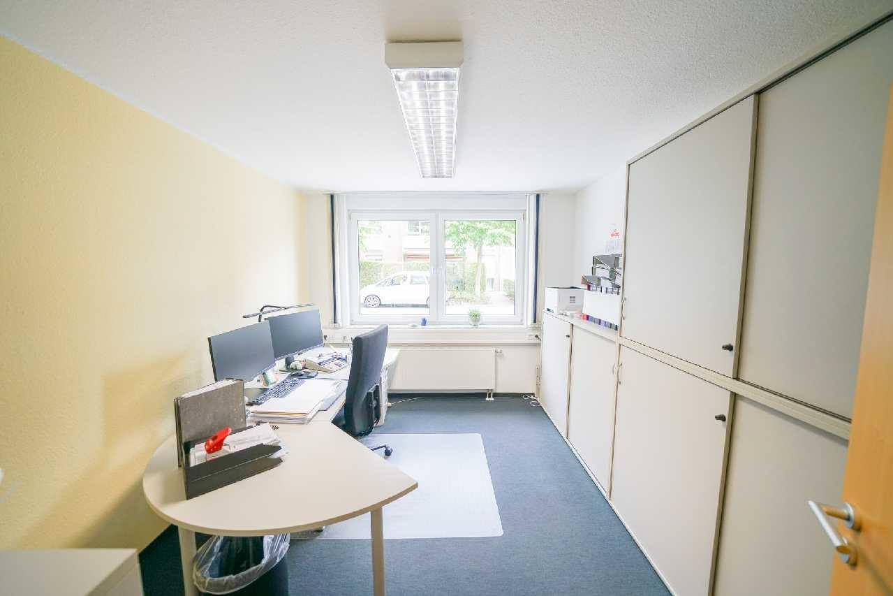 Büro 3