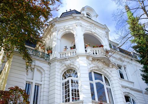 Villa Aussenansicht Loggia 