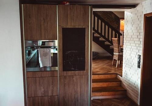 Küche mit Blick ins Esszimmer