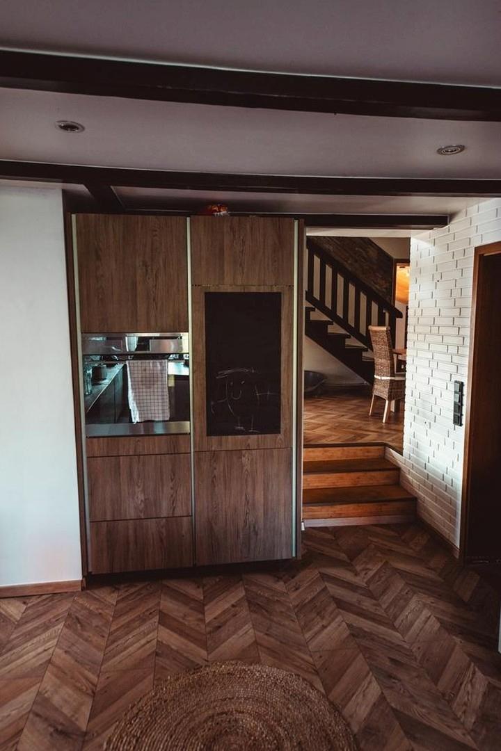 Küche mit Blick ins Esszimmer