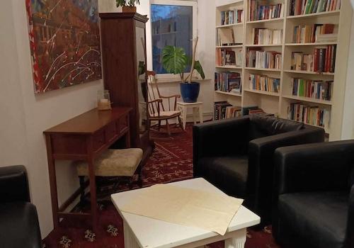 Kamin- und Bücherraum