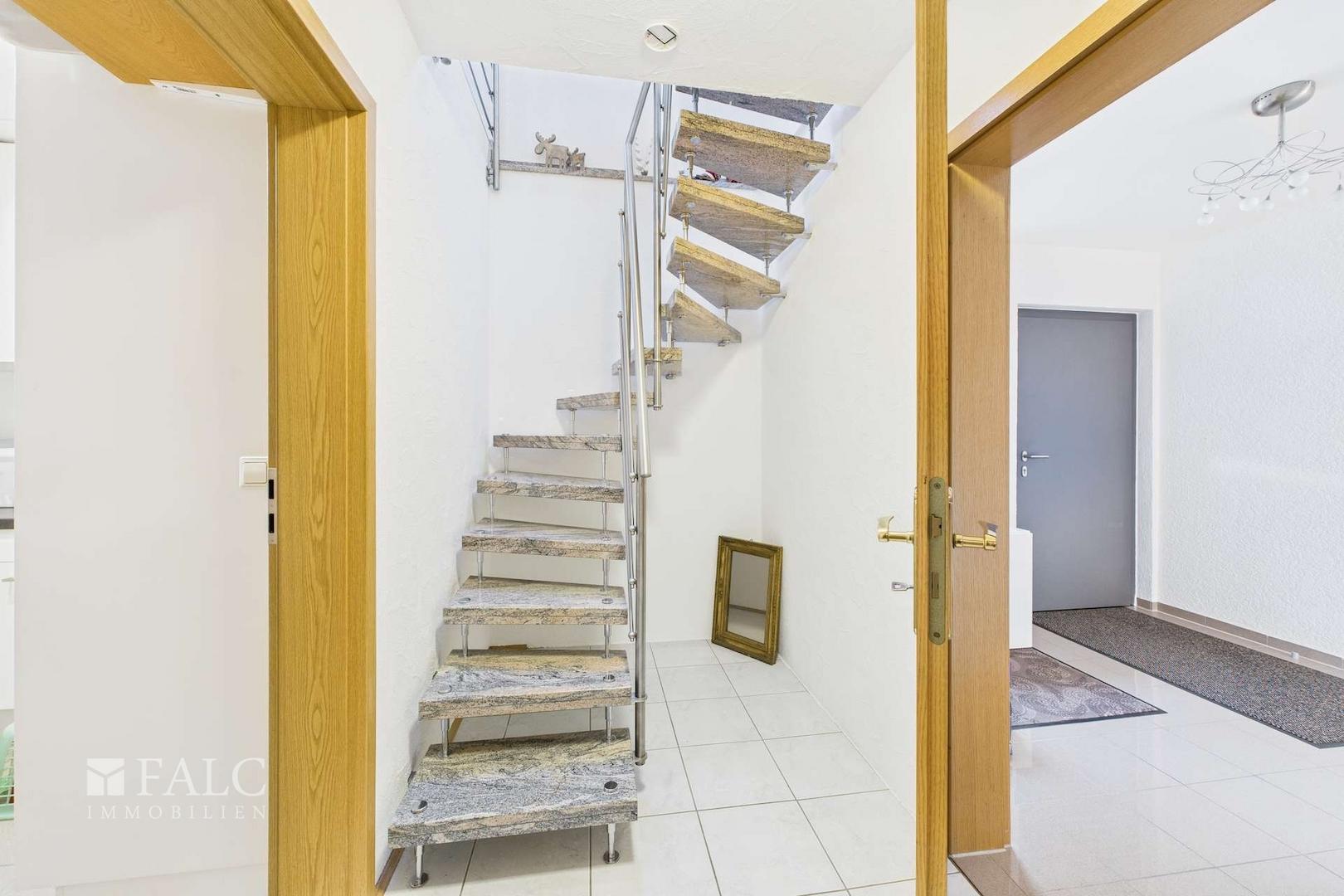 Treppe KG - Wohnung 1 und Wohnung 2
