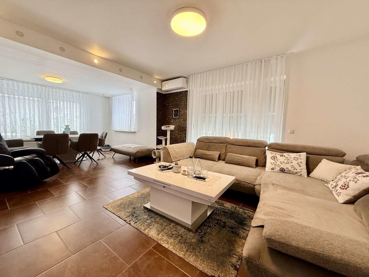 Wohn/ Esszimmer EG