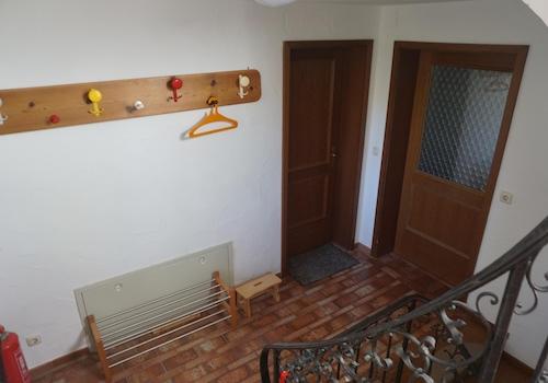 Eingang 1. OG Wohnung 1&2