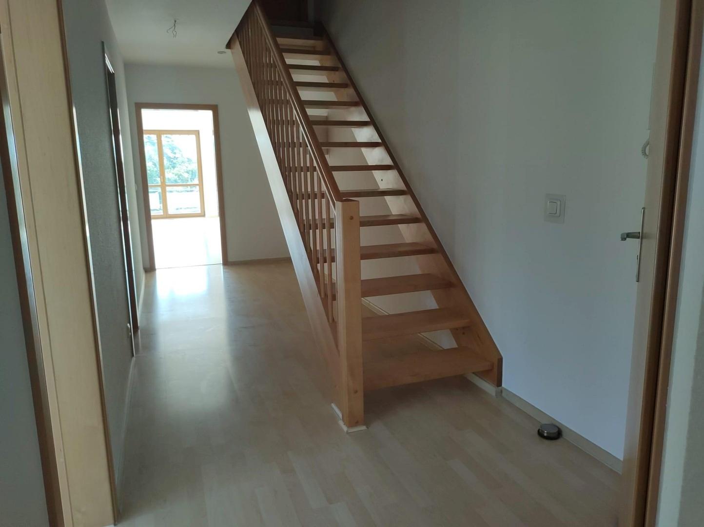 Flur 1 Treppe zur Galerie