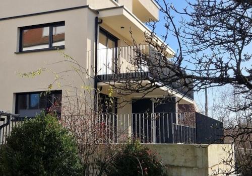 Ansicht von unten links