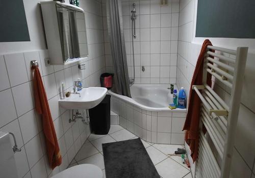 Badezimmer EG
