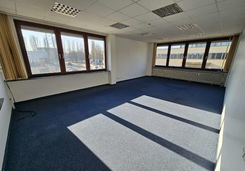 Büro 2 1OG 01