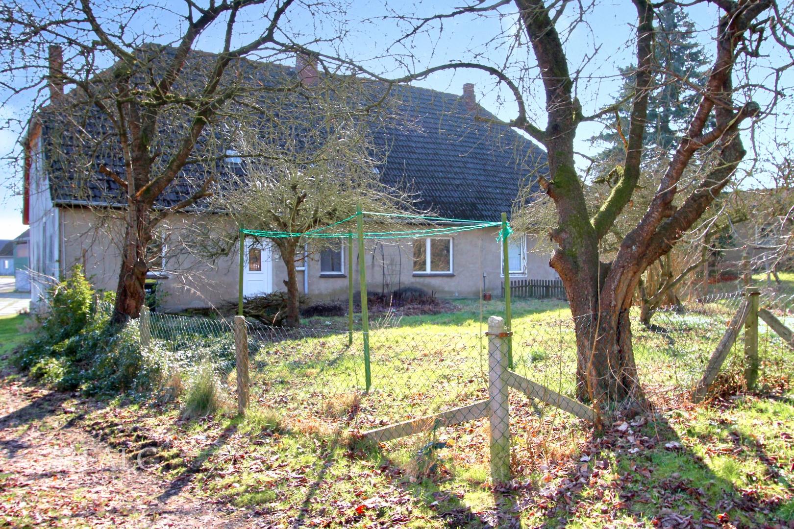 Hausansicht Eingang WE 1